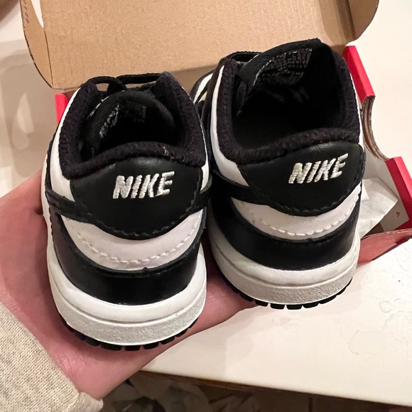 Nike panda dunks - Picture 3 of 5